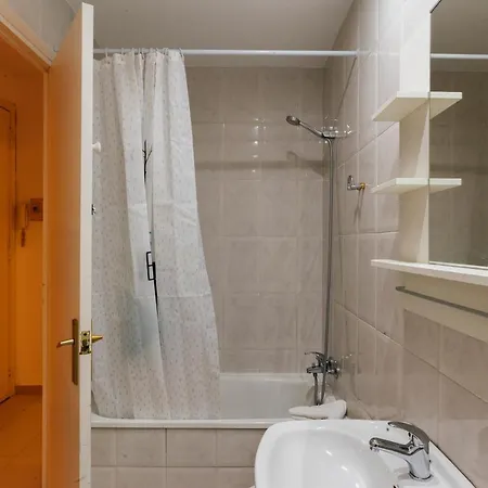 Eixample Sants Estacio Апартаменты Барселона